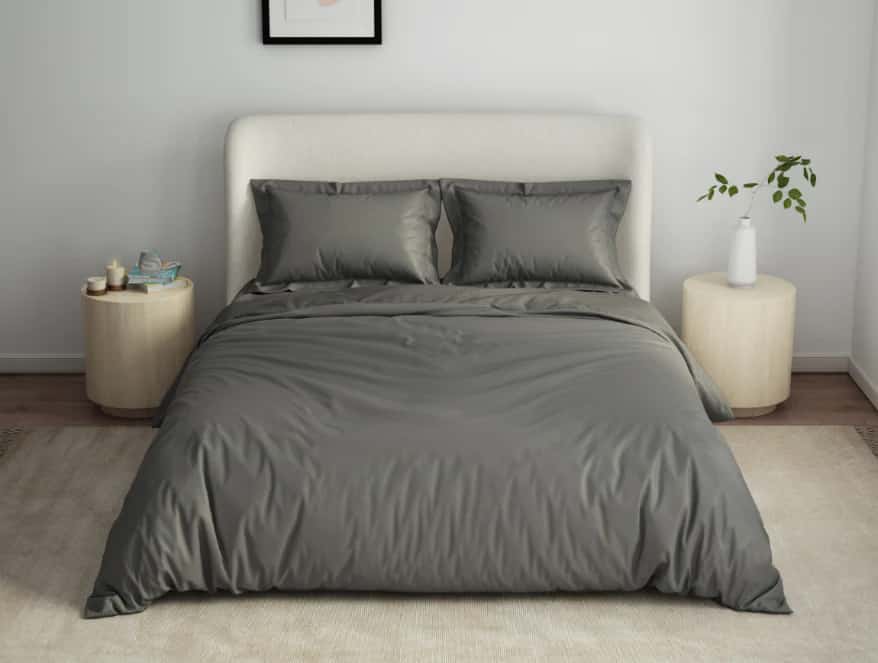 an image of a fleece blanket on a bed