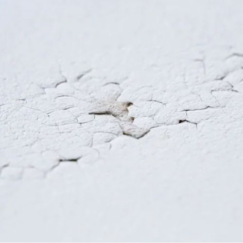 a picture showing crawler ceiling cracks