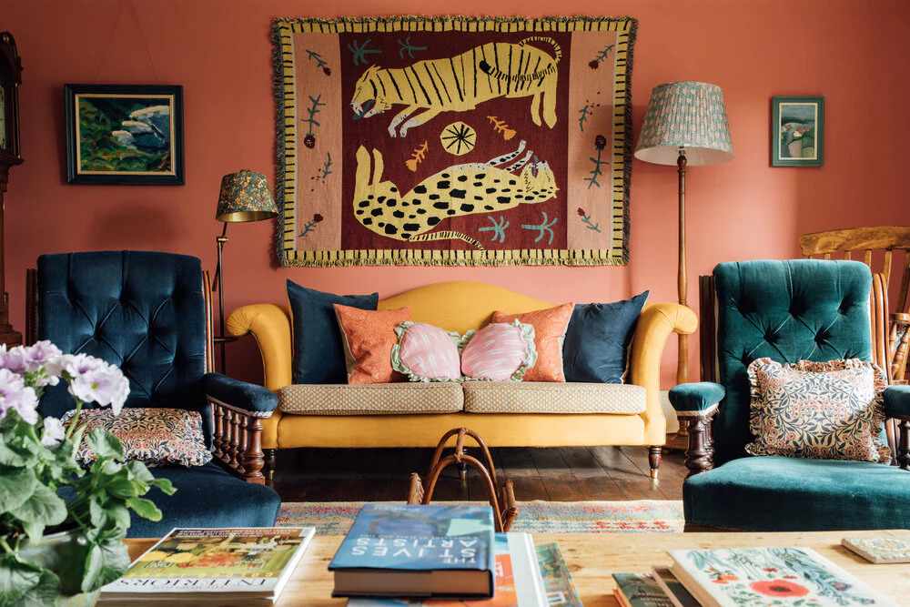 Emphasis through Texture and Pattern