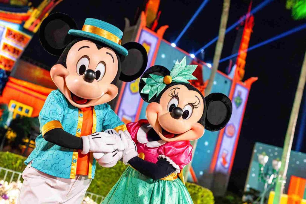 Jollywood nights mickey and minnie mouse