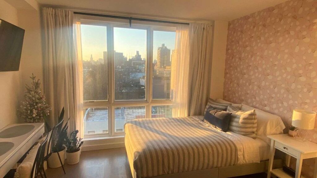 150 sq bedroom