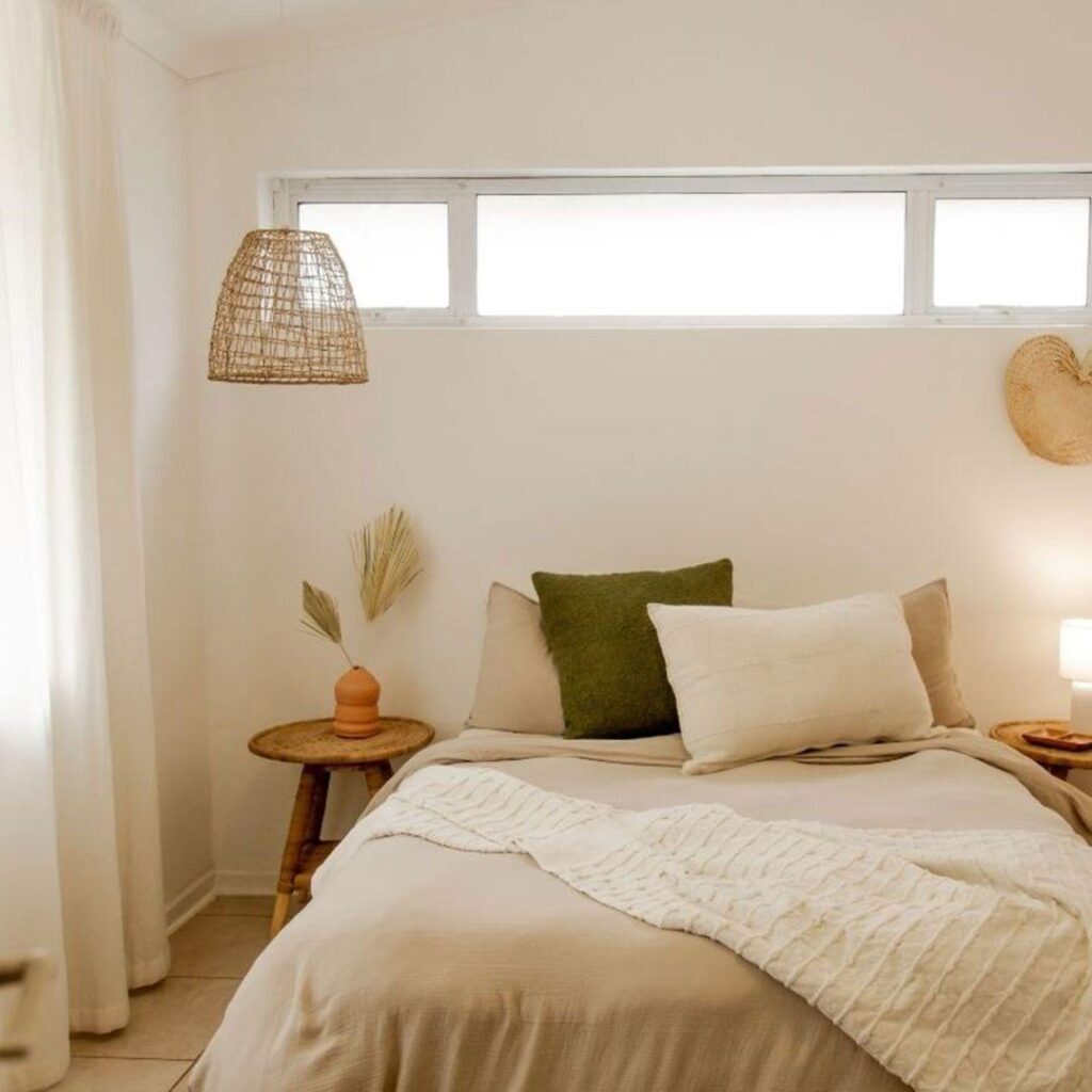 Compact Guestroom