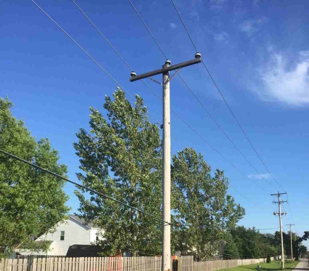 Telephone pole