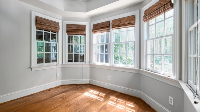 what is double hung window