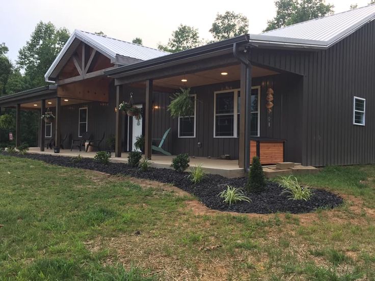 Barndominium with porch