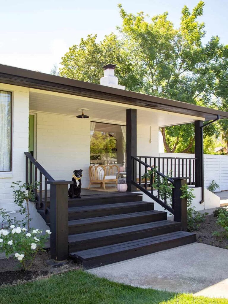 White house with bold black