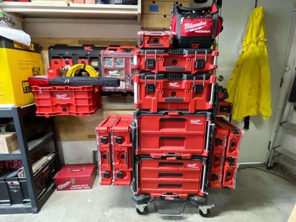 milwaukee moving cart for carpenter