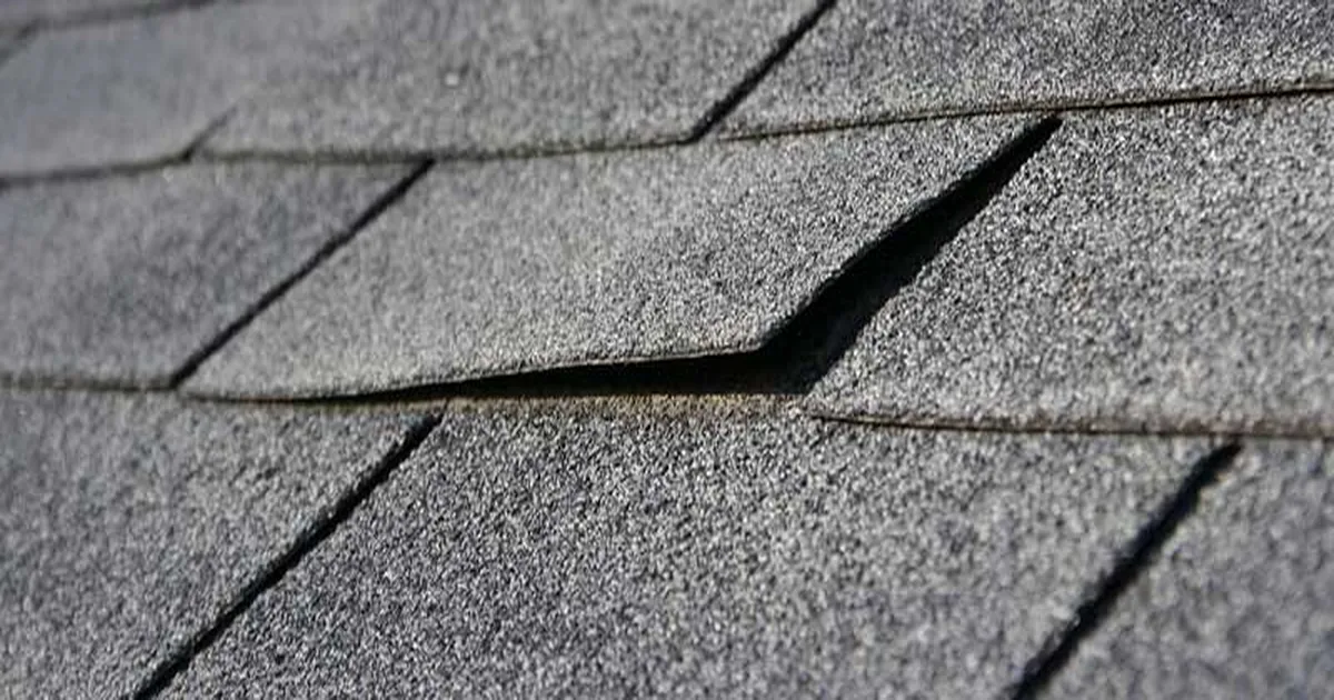 When to Replace an Asphalt Shingle Roof?