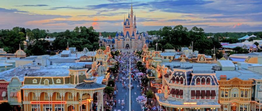 Main street usa magic kingdom