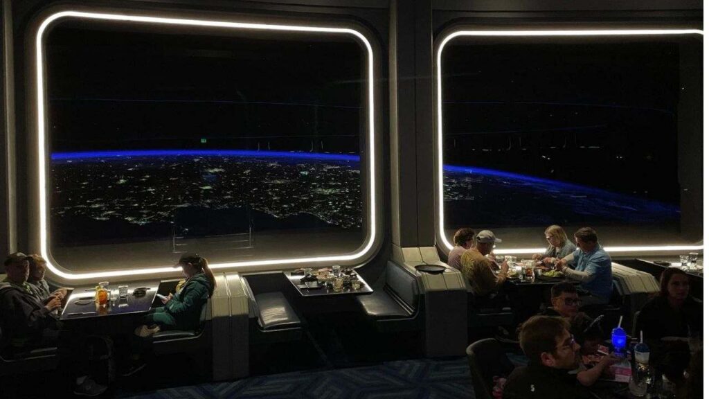 Space 220 Restaurant Reviews service and dining