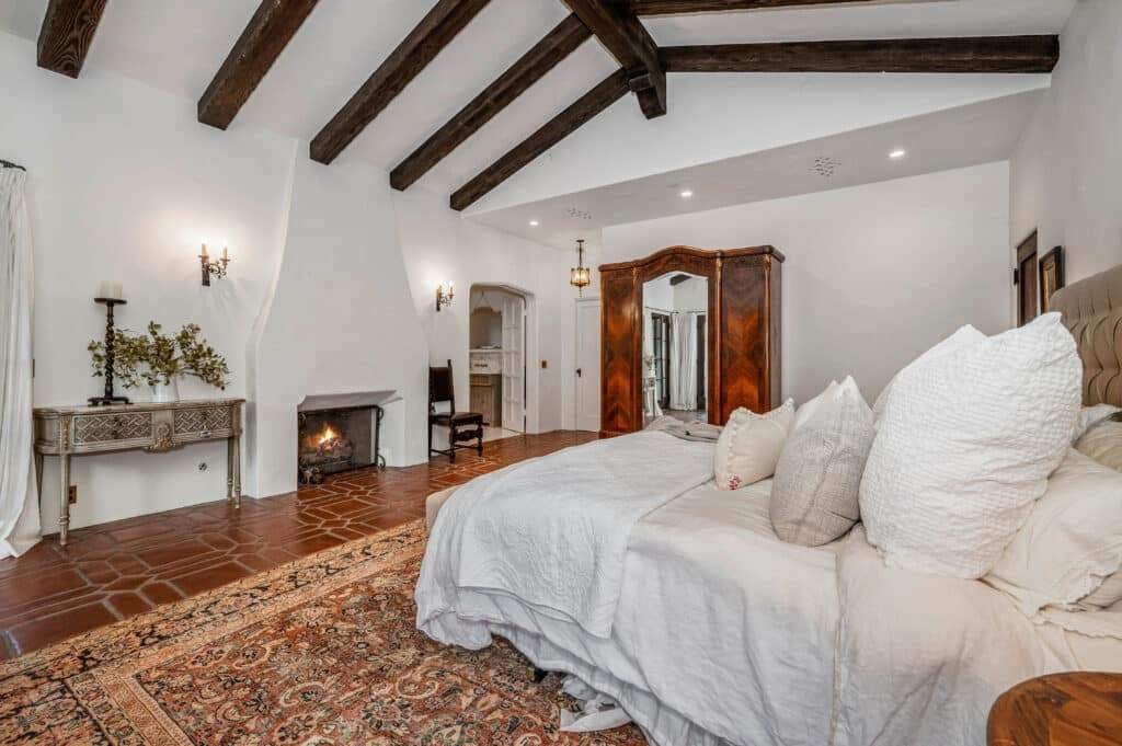 Large Master Bedroom