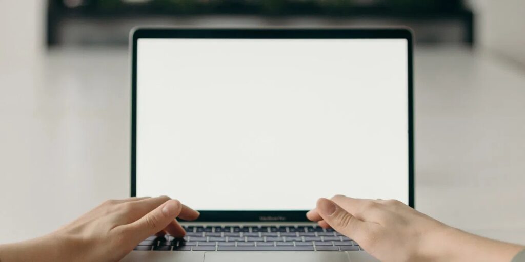 Standard Laptop Screen